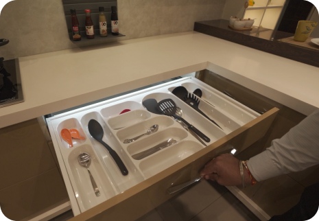 cutlery-organiser